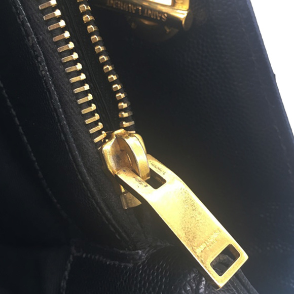 Pre-Loved Saint Laurent Quilted Grain de Poudre Monogram Tote - Picture 8 of 12